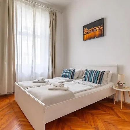 Appartement Peace Oasis In The Pulsing Budapest